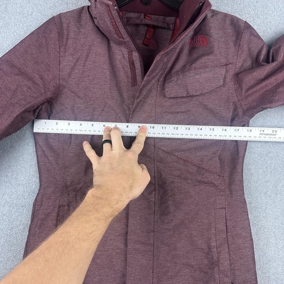 The North Face Jacket Womens Small Red Hooded Softshell Rain Coat Ski NF0A2TJL - Picture 4 of 13
